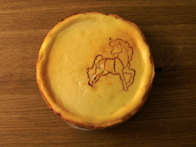www.cocoandme.com - Coco&Me - Baked Cheese cake biscuit base recipe with making process pictures/ images - with embossed pattern of unicorn & squirrel