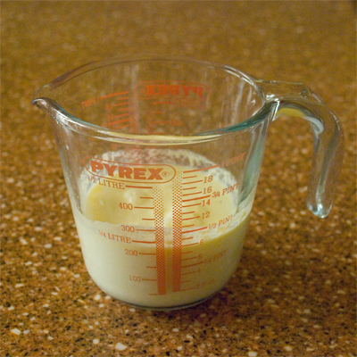 Coco&Me - Homemade butter & buttermilk pancake recipe - www.cocoandme.com