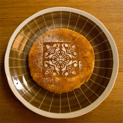 Coco&Me - Buttermilk Pancake recipe with step-by-step pictures of the process - icing pattern - www.cocoandme.com