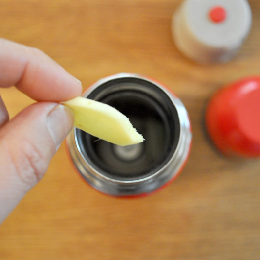 Coco&Me - Recipe for ginger & lemongrass tea self-brewing in thermos flask - www.cocoandme.com